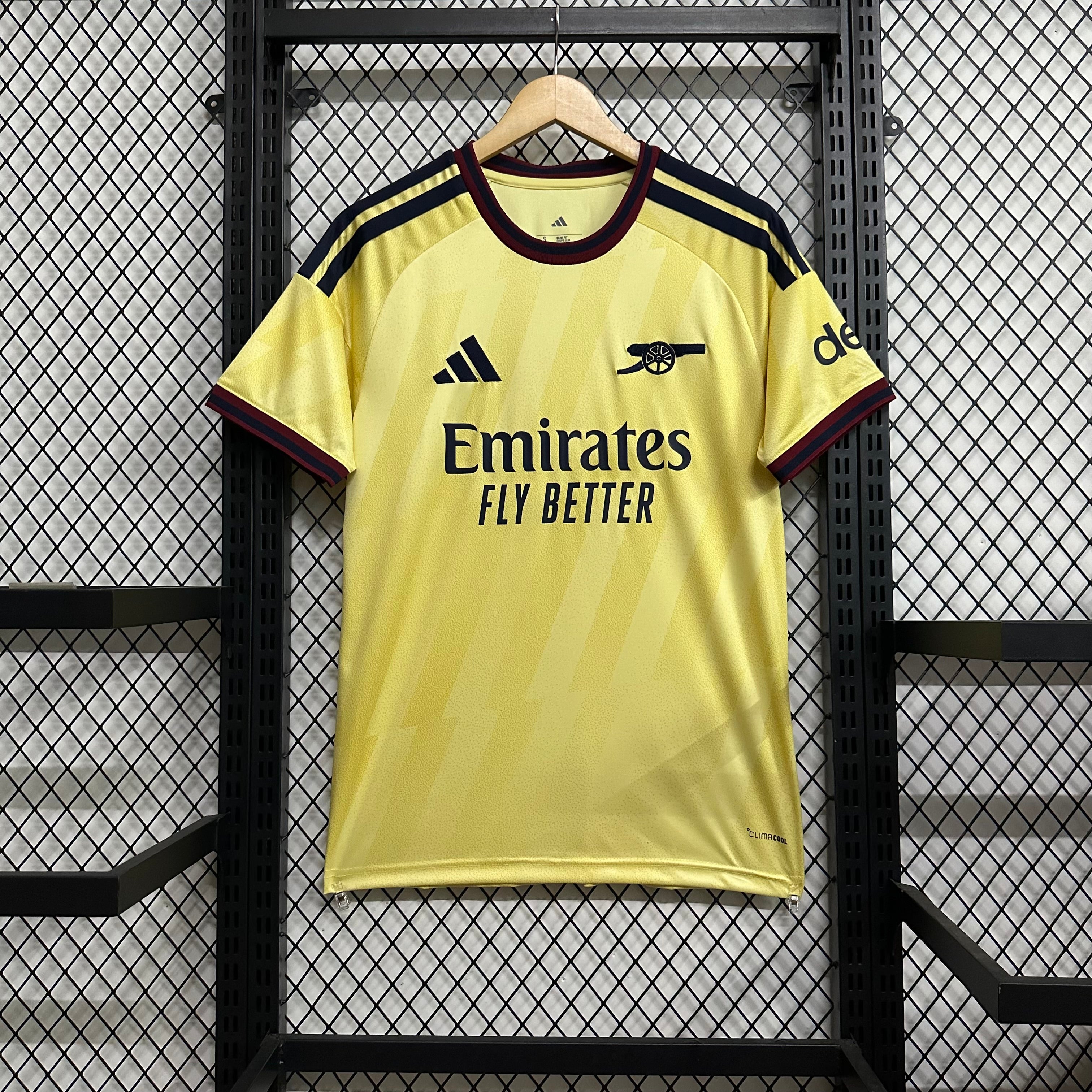 Arsenal Home 26-27 — image 3