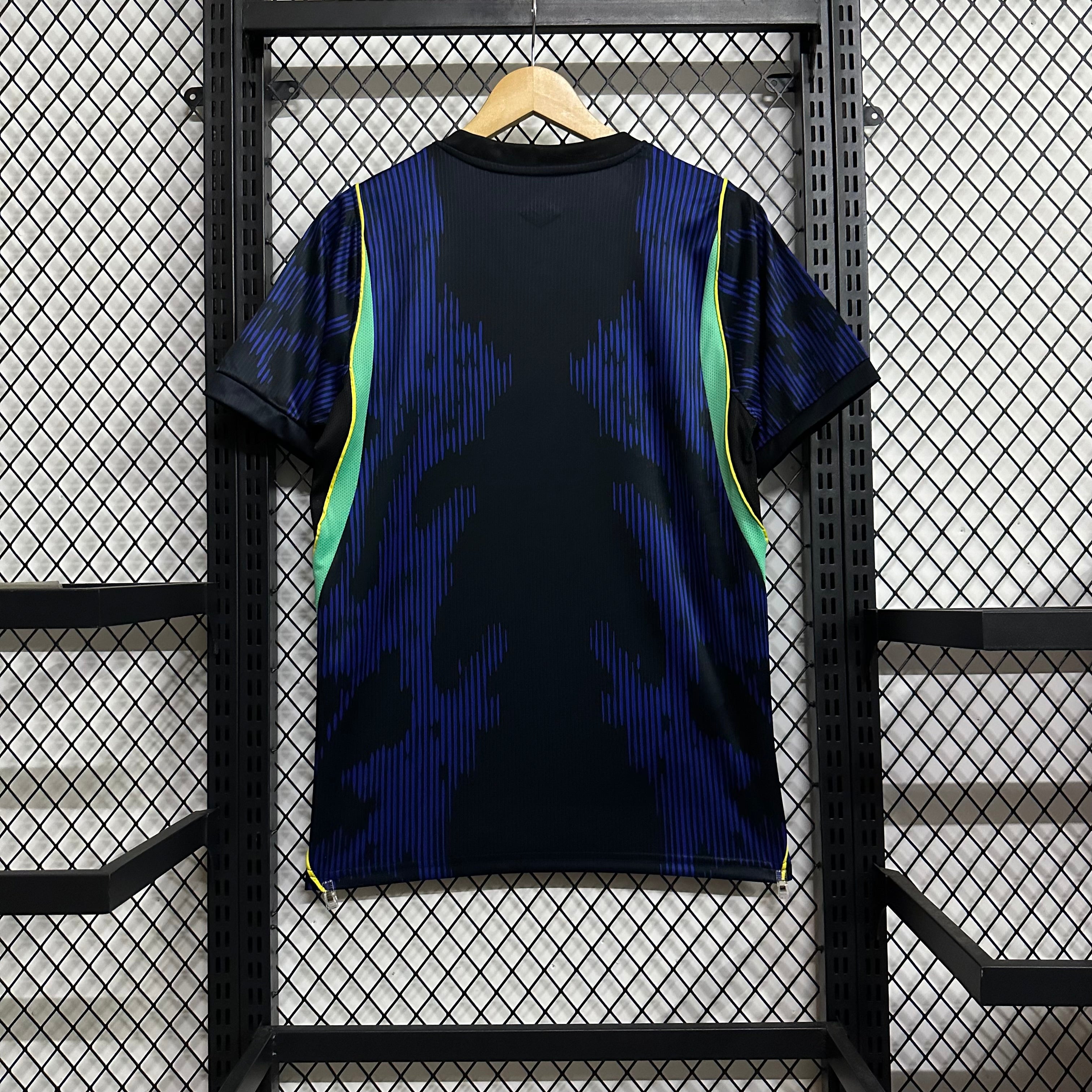 Brazil away game 26-27 — image 3
