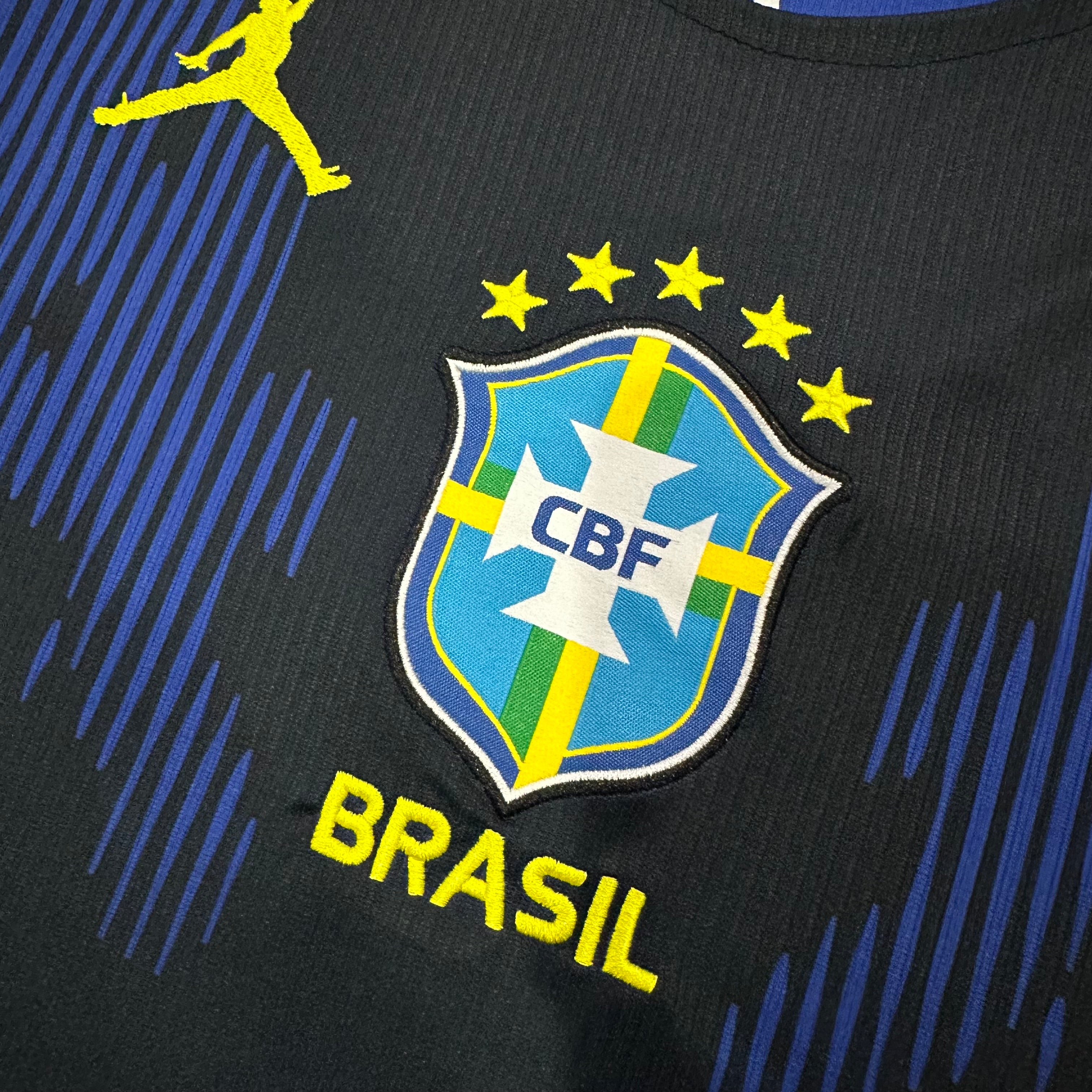 Brazil away game 26-27 — image 4
