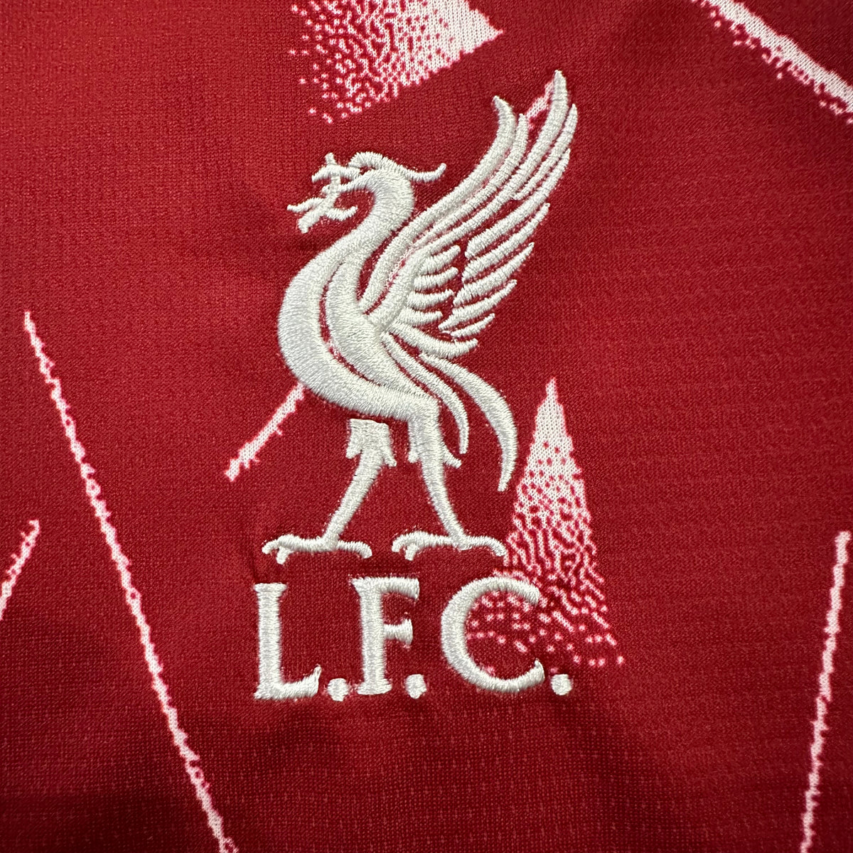 Liverpool Home 26-27 — image 5