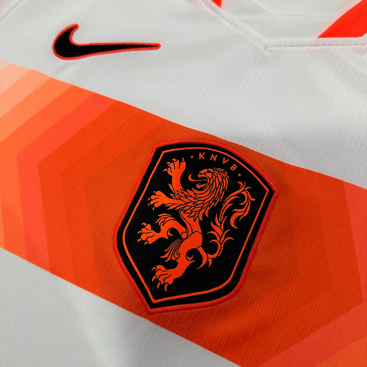 Netherlands away game 26-27 — image 4