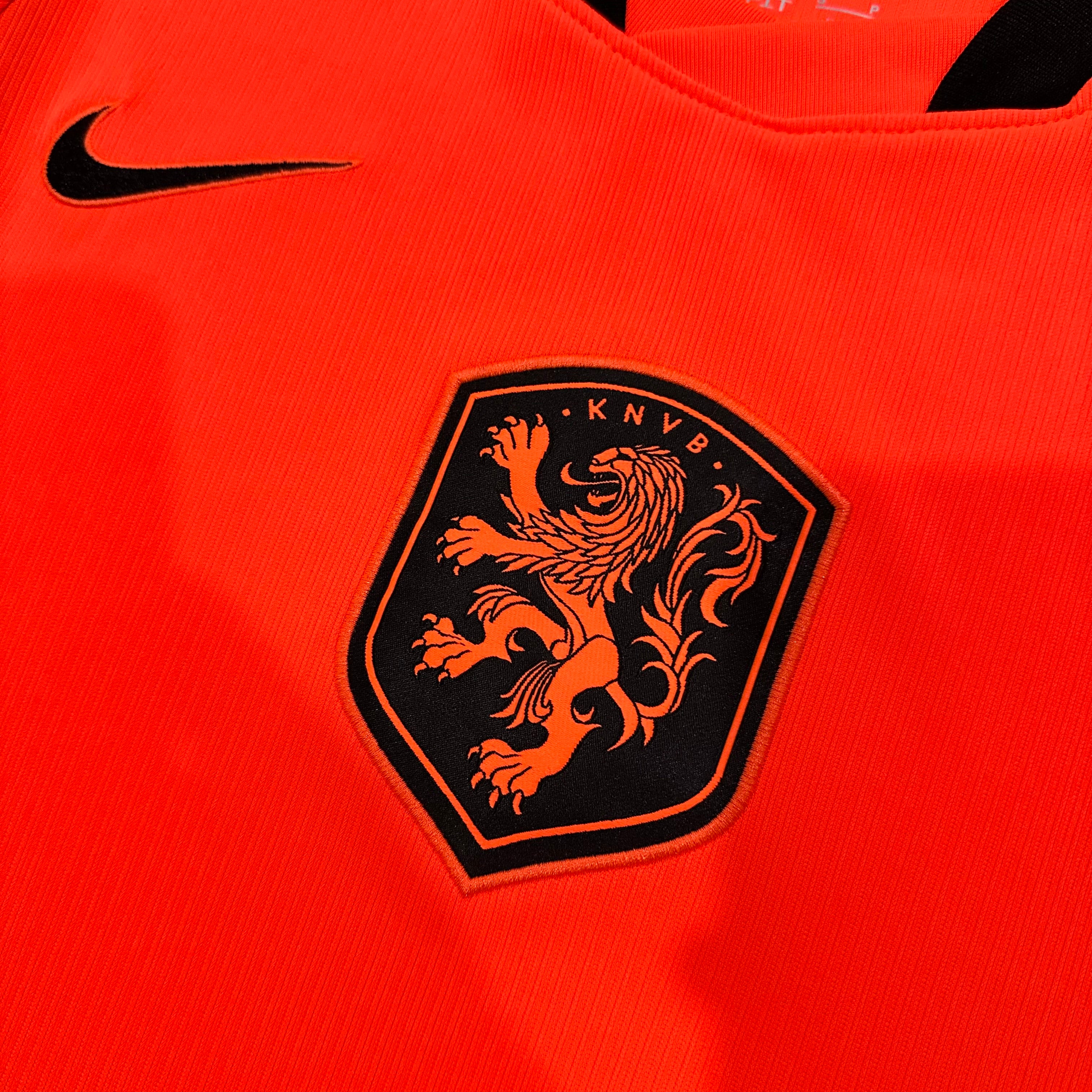 Netherlands home game 26-27 — image 4