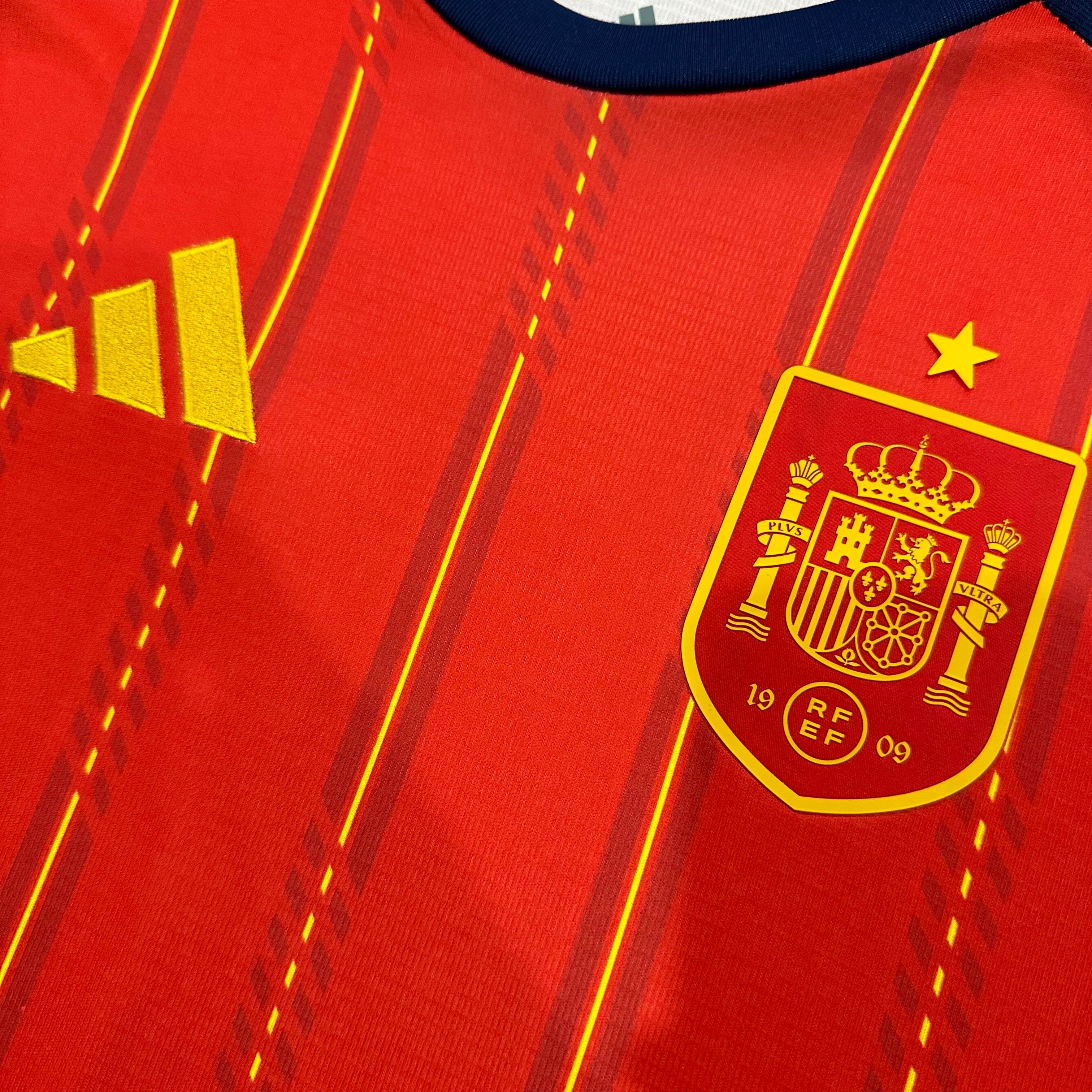 Spain home game 26-27 — image 4