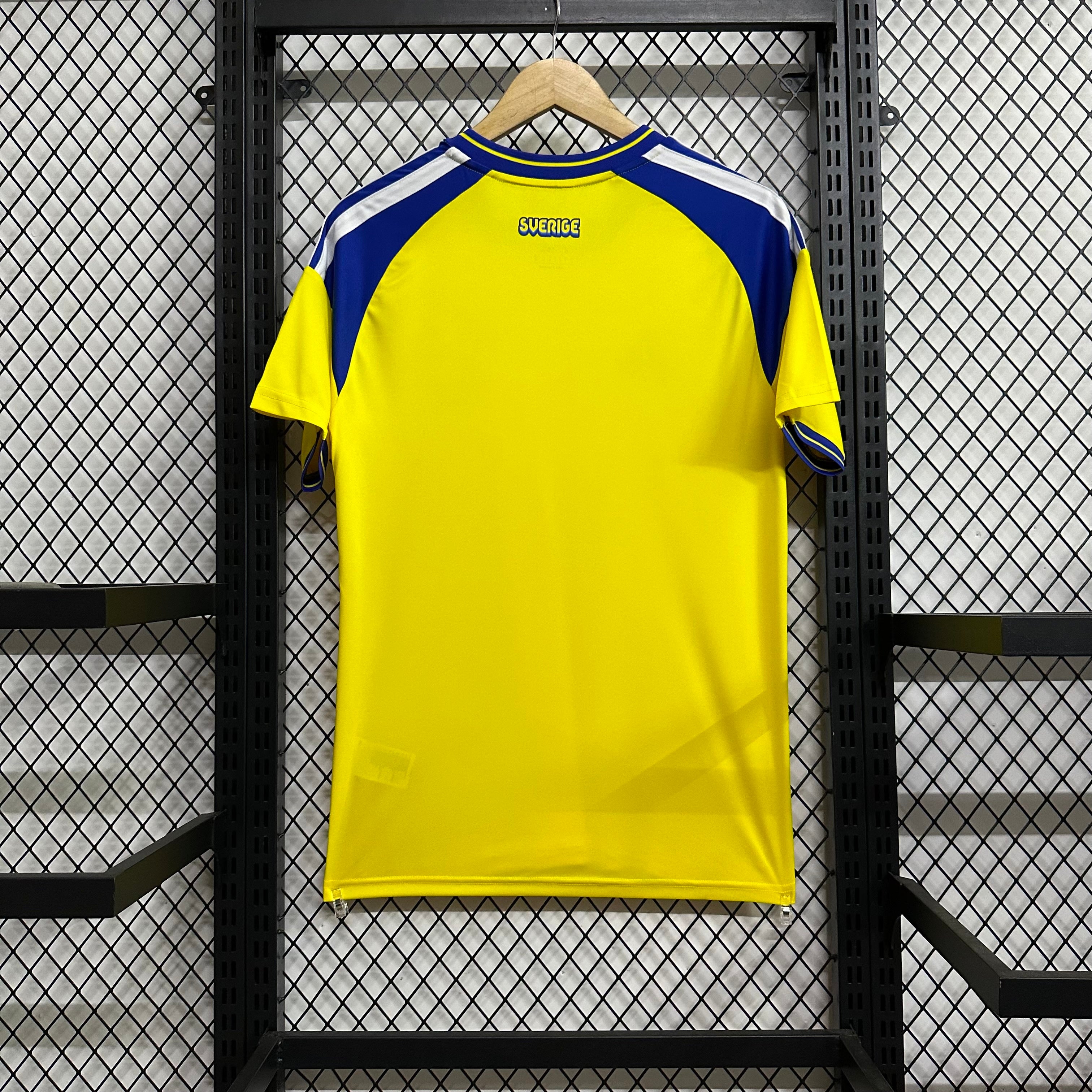 Sweden home game 26-27 — image 3