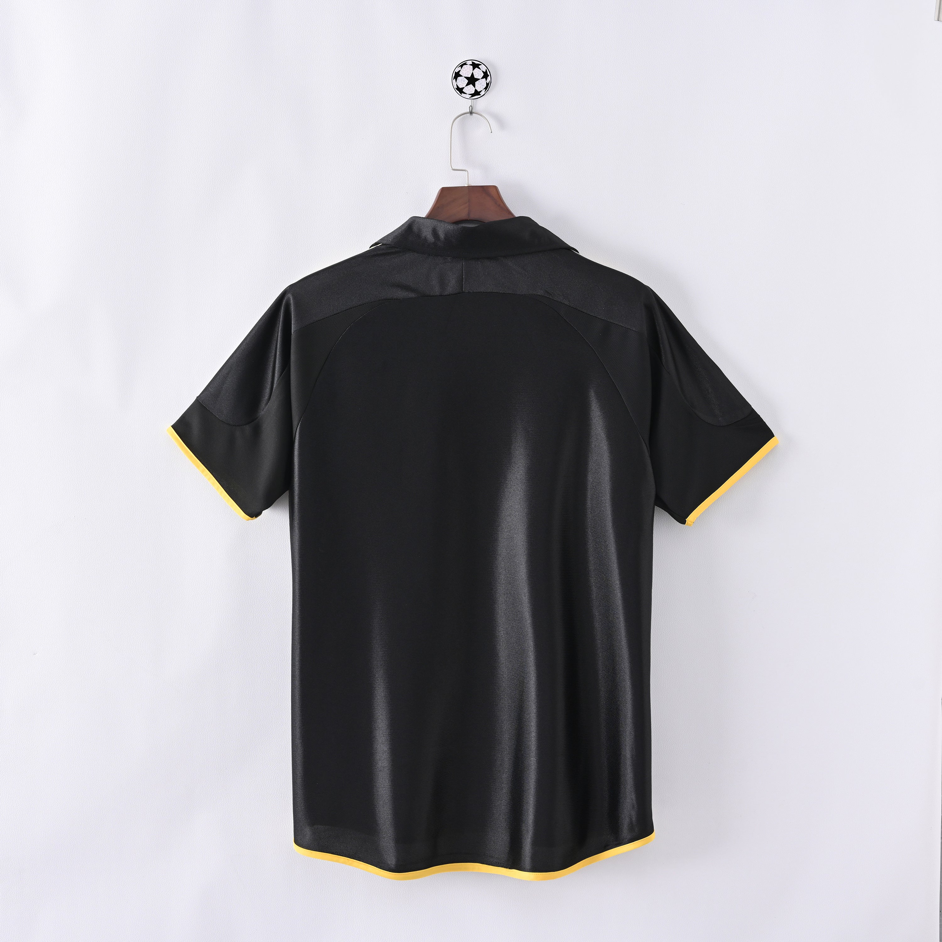Real Madrid Away 99-00 — image 2