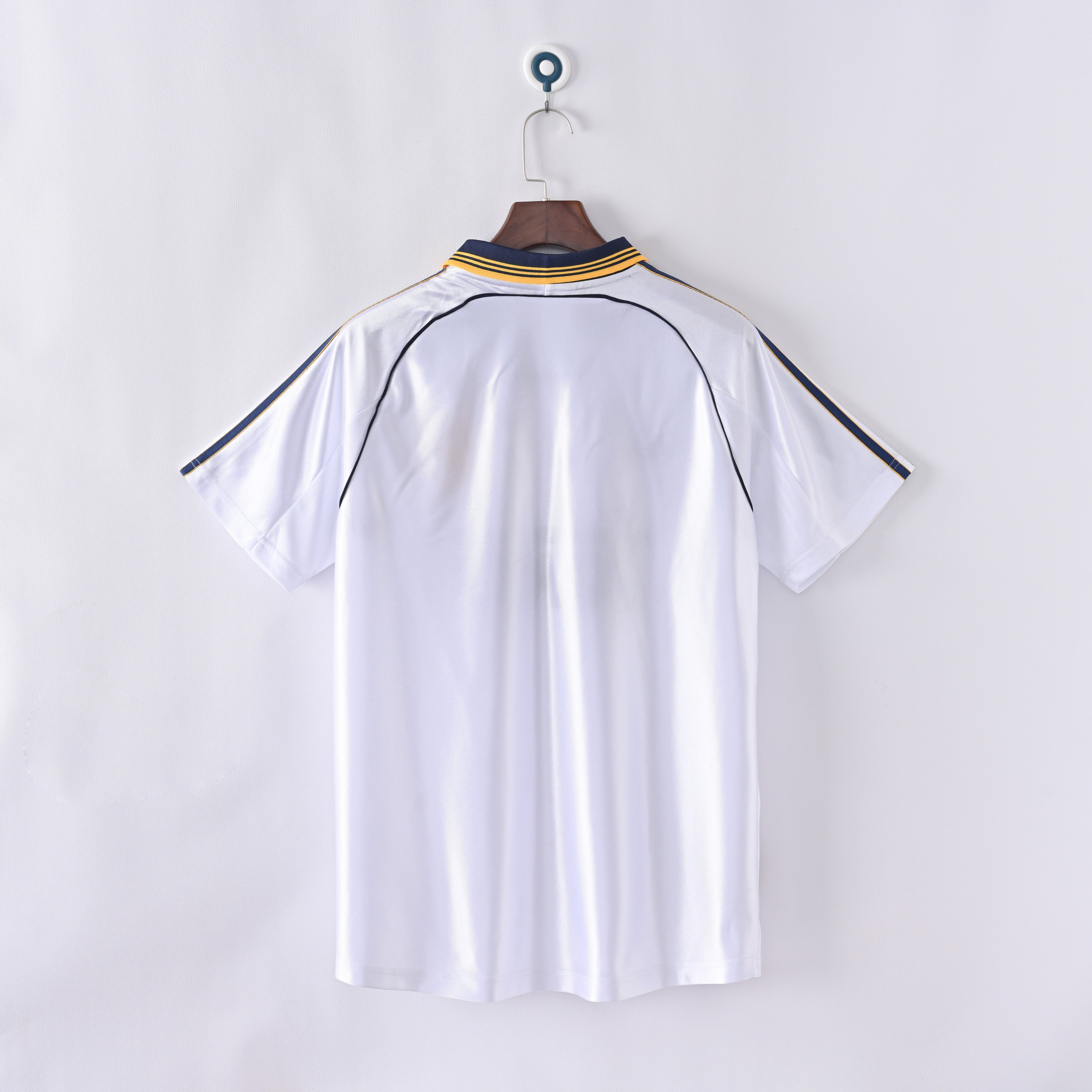 Real Madrid Home 98-00 — image 2