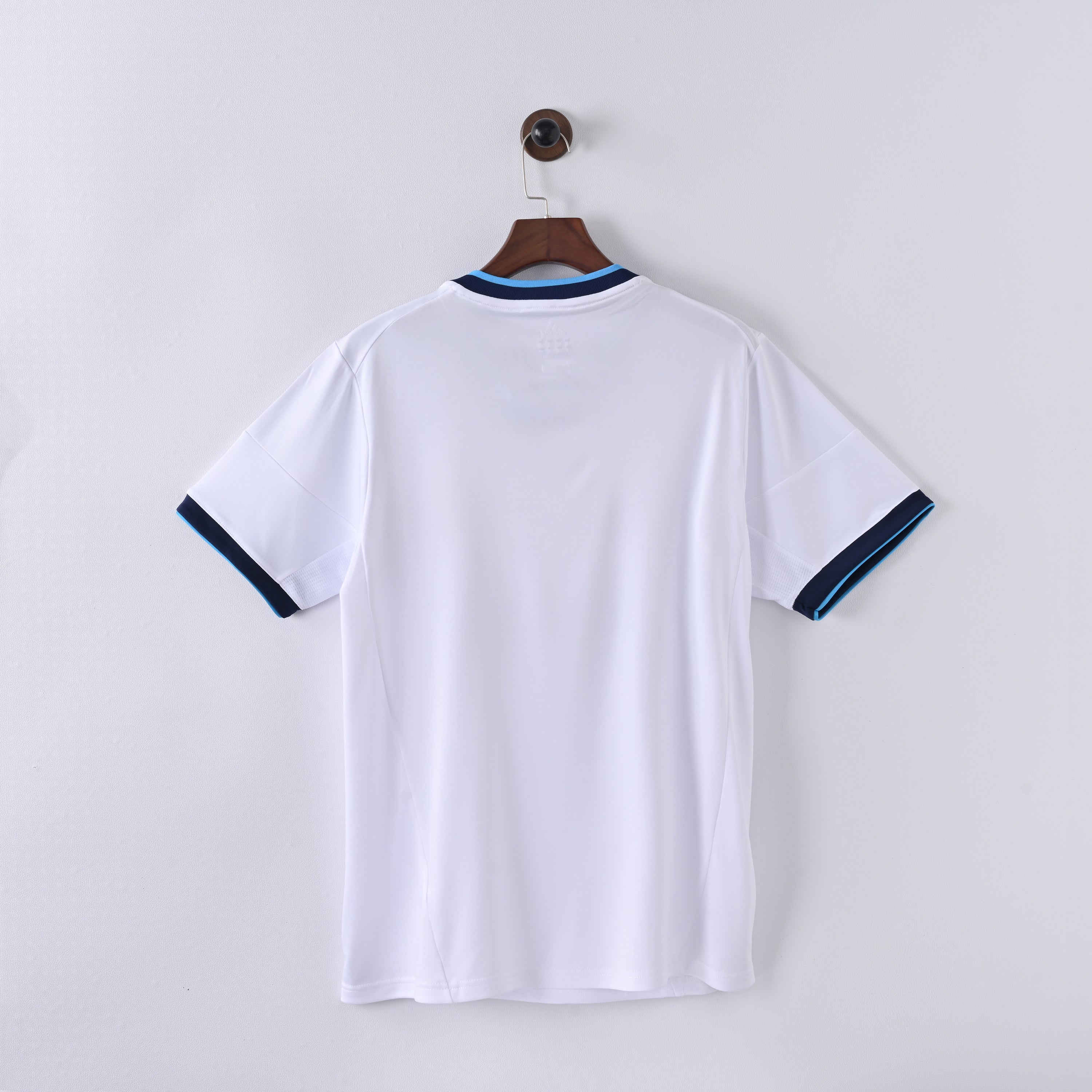Real Madrid Home 12-13 — image 2