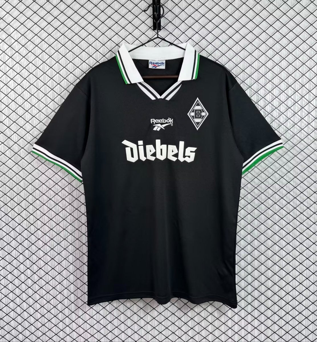 Borussia Monchengladbach Away 96-97 — image 4
